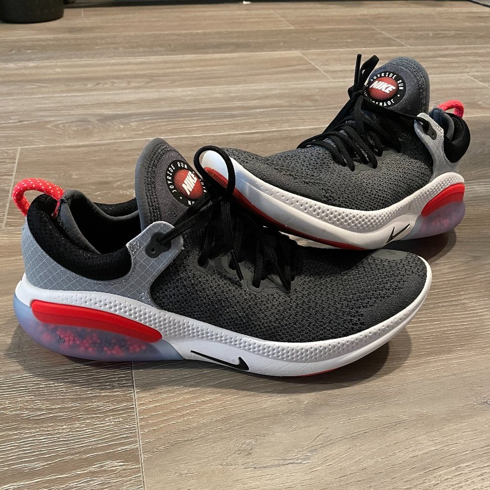 Men’s Nike Joyride Flyknit Sz 9.5